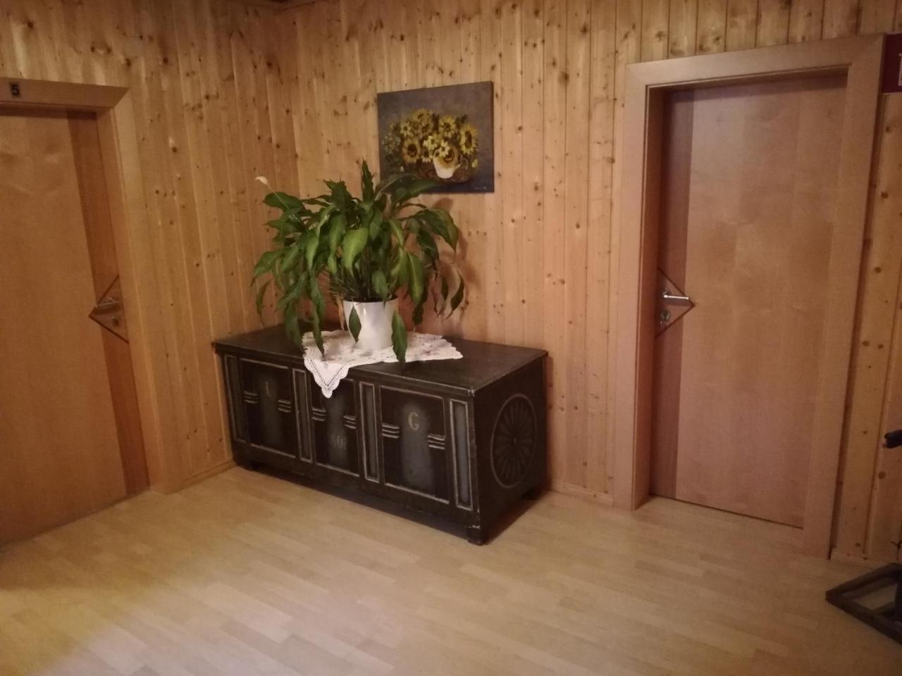 Raffelwirt Hotel Deutschgriffen Bagian luar foto